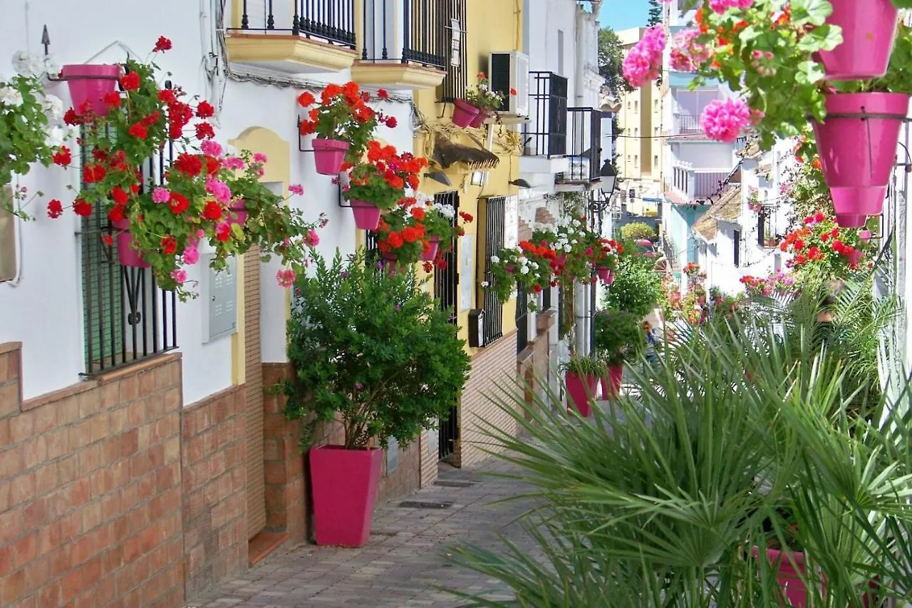 公寓 Estepona - Playa - Villa De 3 Dormitorios Con Acceso Directo A La Piscina Y Al Lado Del Mar